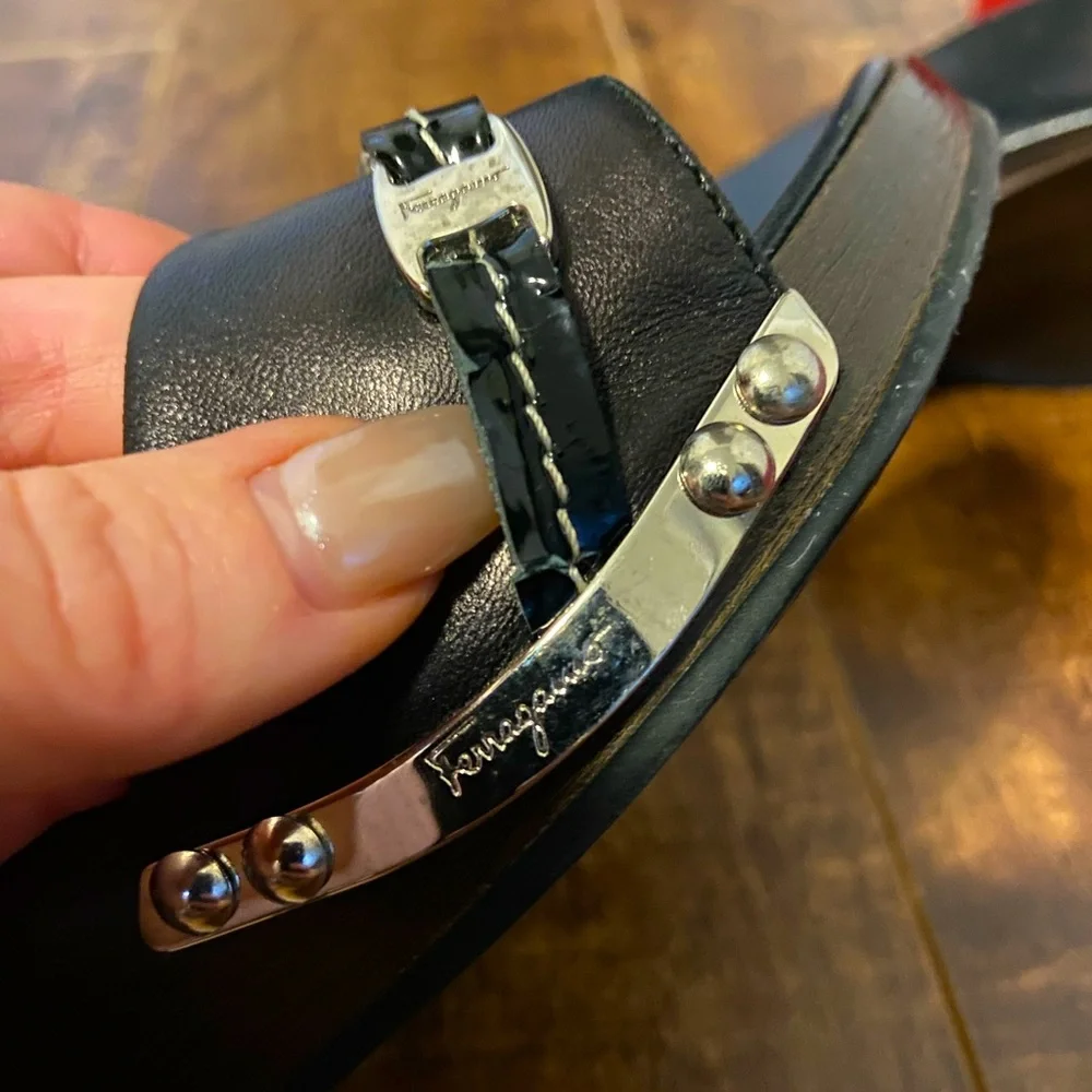 Vintage Salvatore Ferregamo Caterina sandals. - Picture 5 of 12